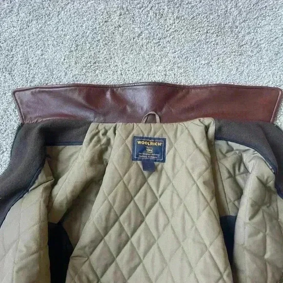 Woolrich Men's Brown Barn Chore Coat - Picture 13 of 16